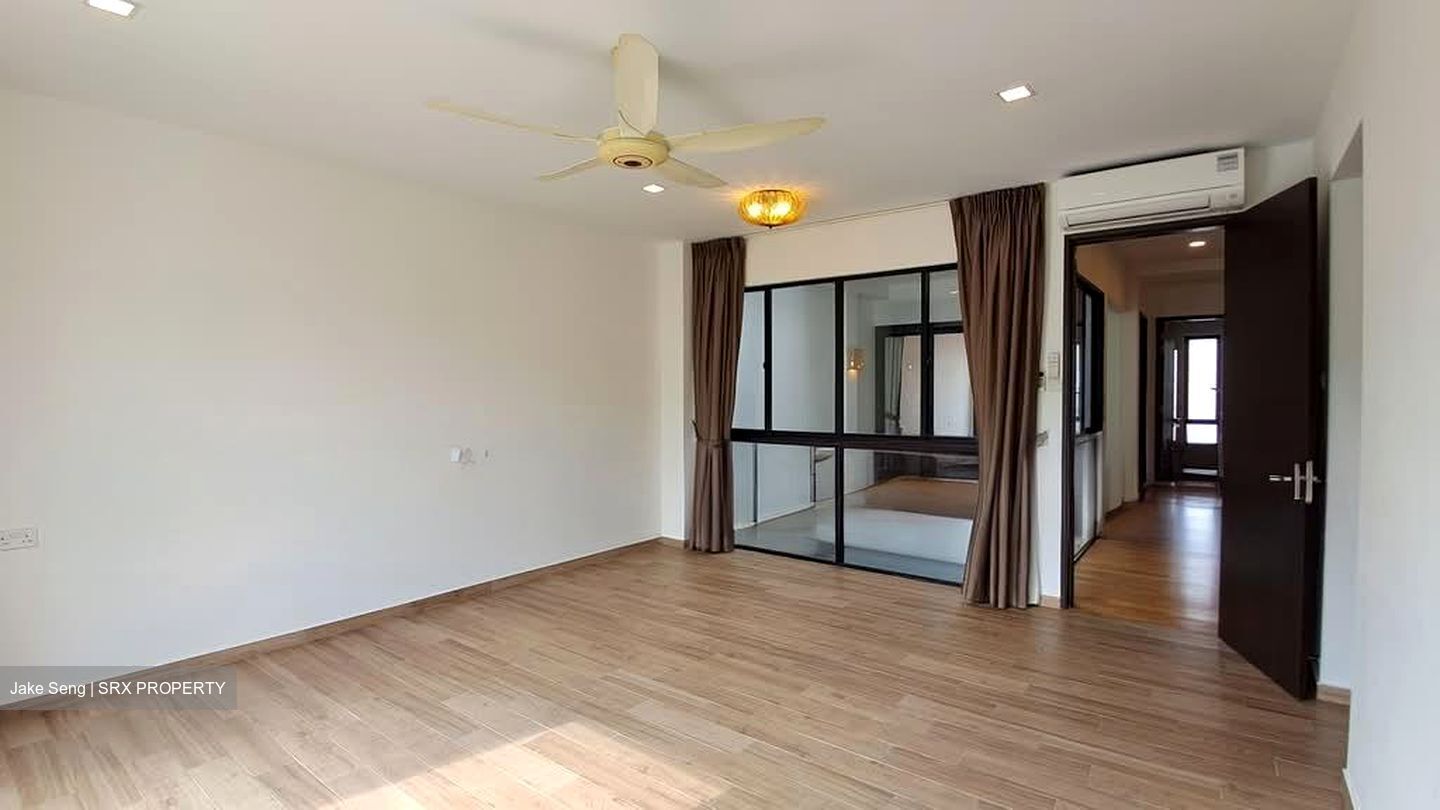 Serangoon Garden Estate (D19), Terrace #573562031